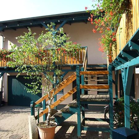 Pension Zum Yachthafen Waren  Extérieur photo