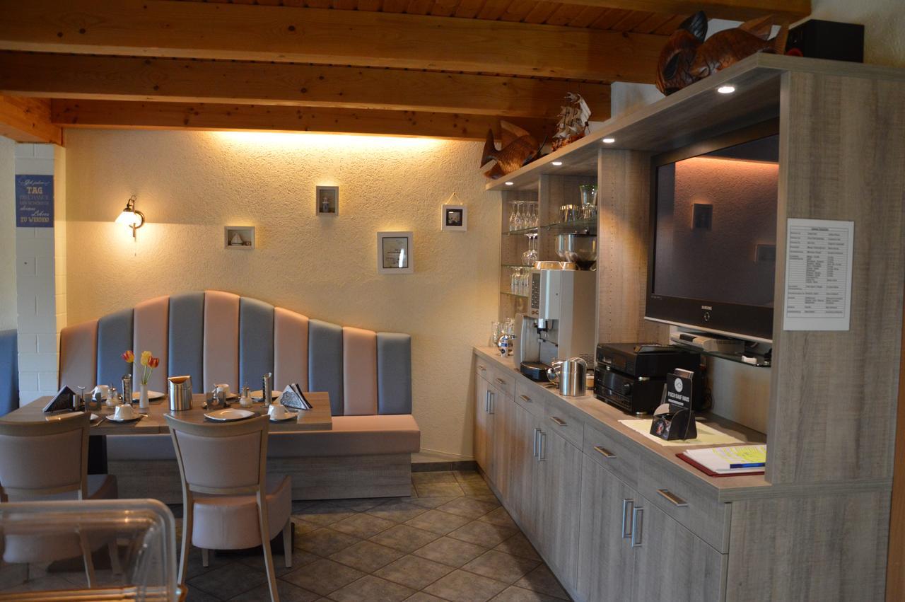 Pension Zum Yachthafen Waren  Extérieur photo